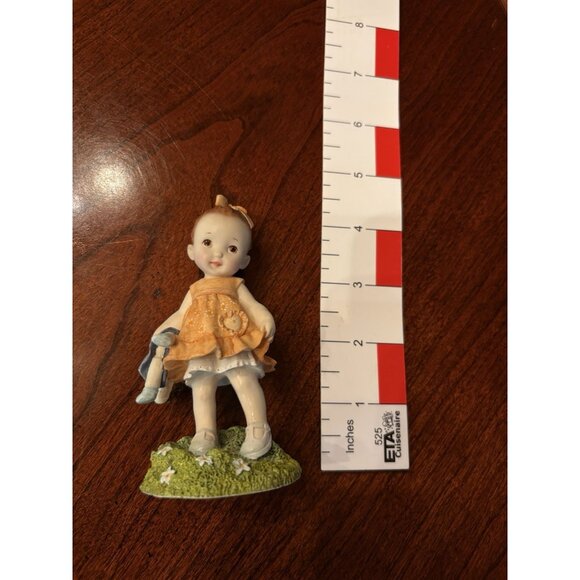 Country Artists Tots Emily Girl Figurine Missing You Doll 92013 Vintage 1998 - Picture 7 of 7